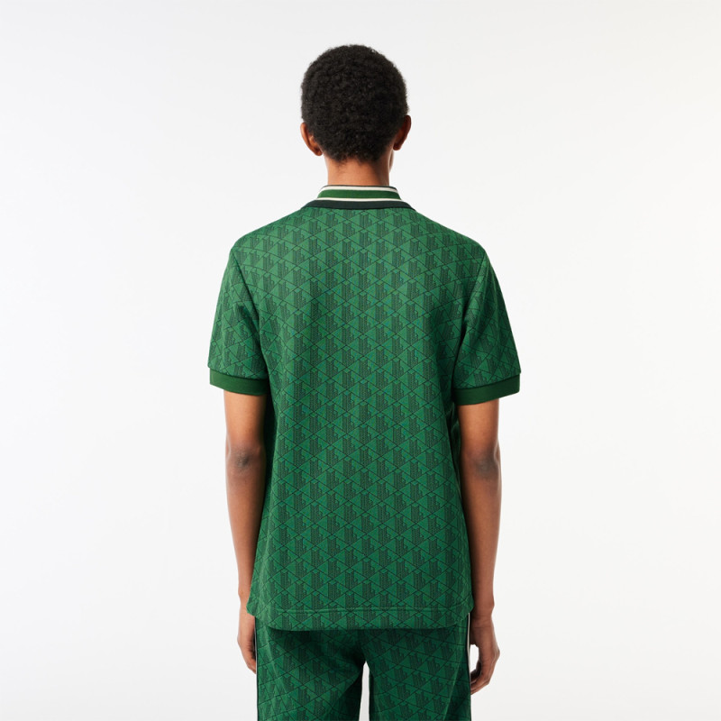 Polo LACOSTE motif monogramme classic fit disponible chez DM'Sports
