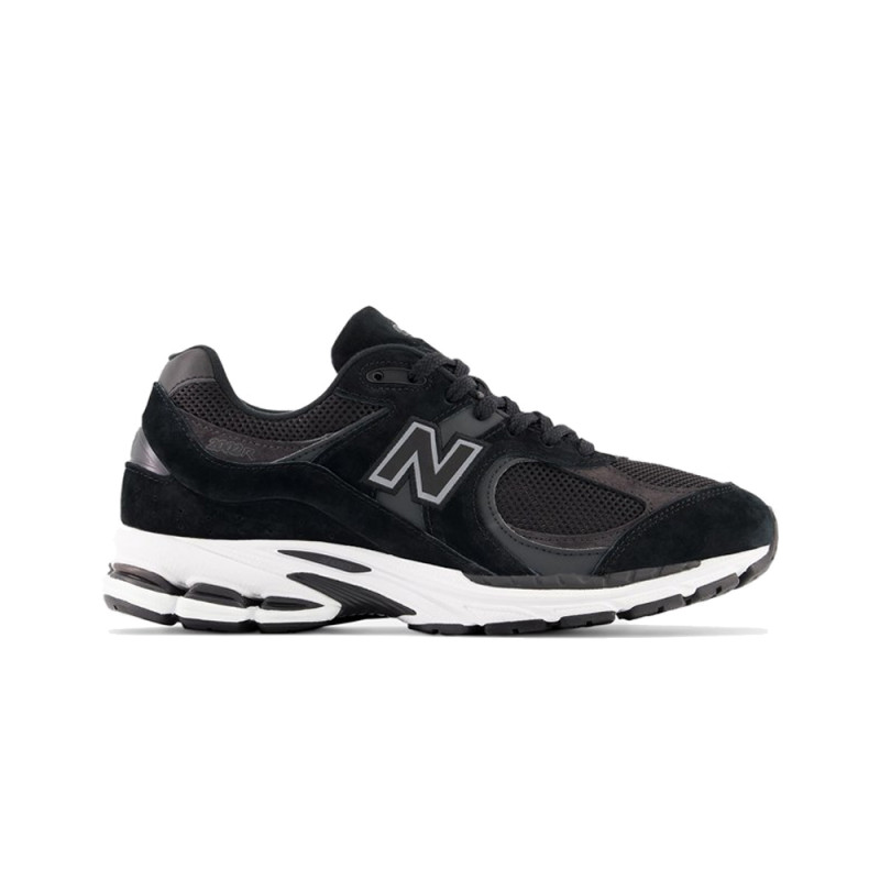Baskets New Balance 2002R Noires Chez DM'Sports en boutique à Lyon